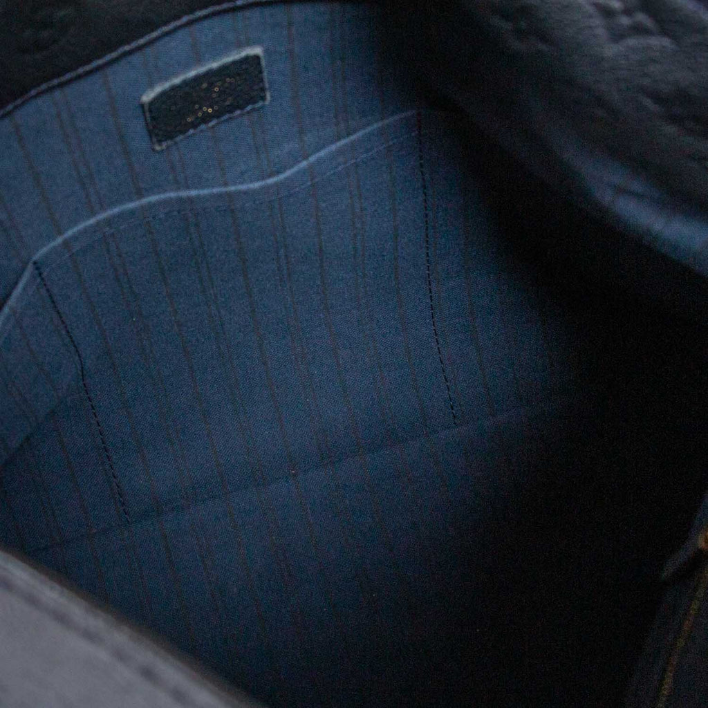 Louis Vuitton Monogram Empreinte Artsy MM Bags Louis Vuitton - Shop authentic new pre-owned designer brands online at Re-Vogue