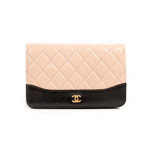 Chanel 2.55 Reissue 226 Flap Bag