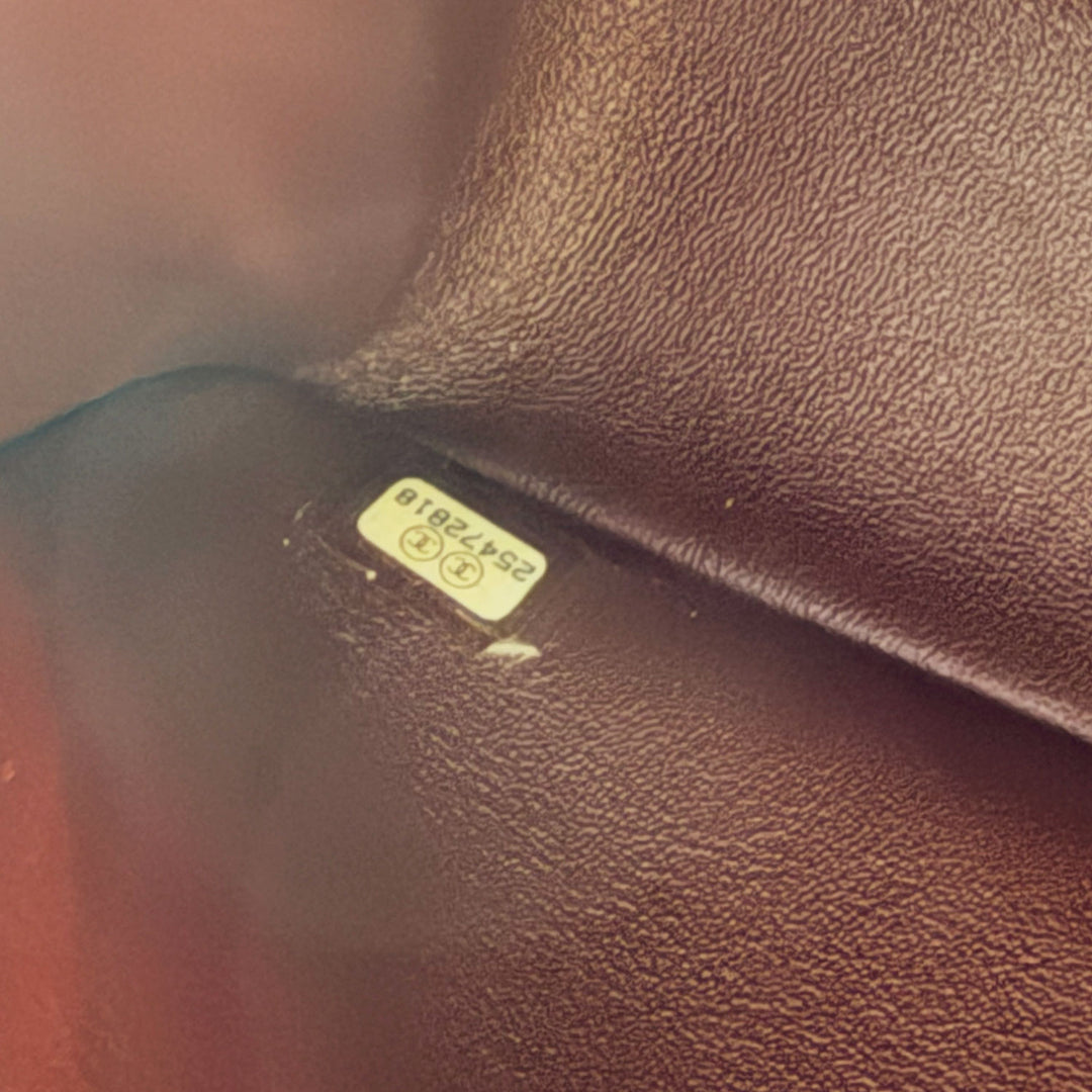 Chanel Classic Jumbo Double Flap Bag - revogue