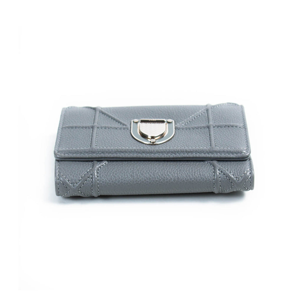 Christian Dior Diorama Wallet Accessories Dior - Shop authentic new pre-owned designer brands online at Re-Vogue