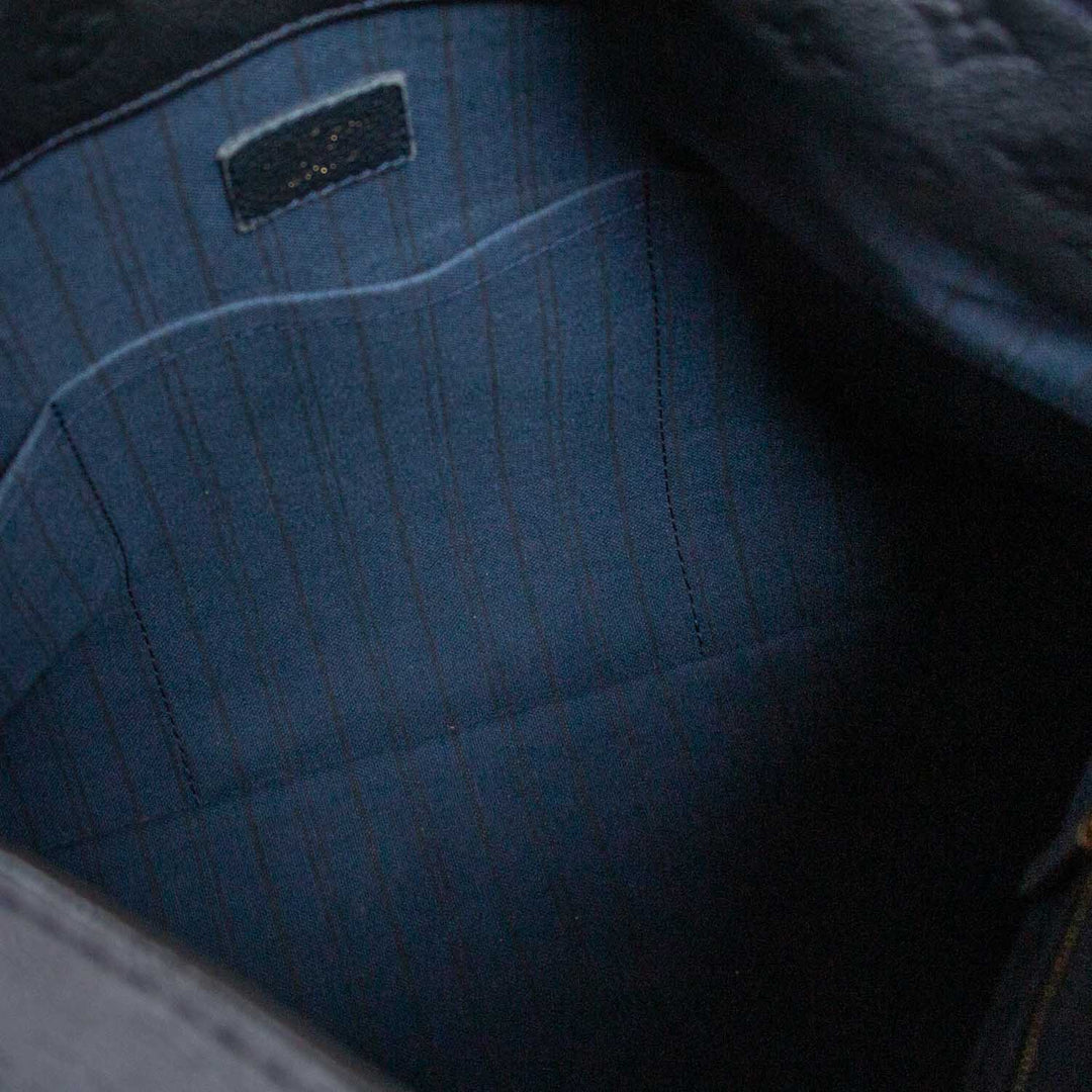 Louis Vuitton Monogram Empreinte Artsy MM Bags Louis Vuitton - Shop authentic new pre-owned designer brands online at Re-Vogue