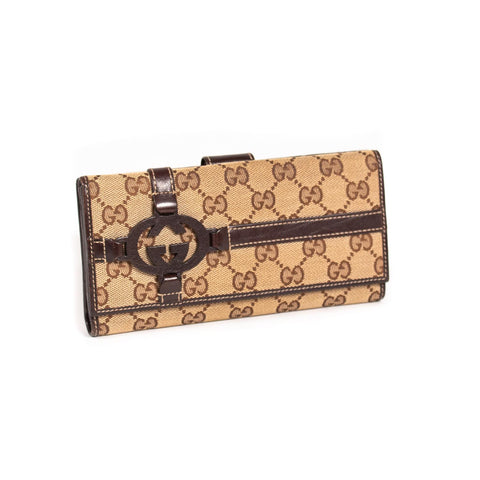Gucci Interlocking GG Wallet on Chain