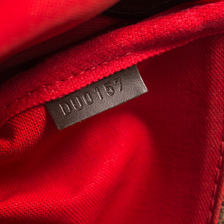 Louis Vuitton Pochette Favorite PM Bags Louis Vuitton - Shop authentic new pre-owned designer brands online at Re-Vogue
