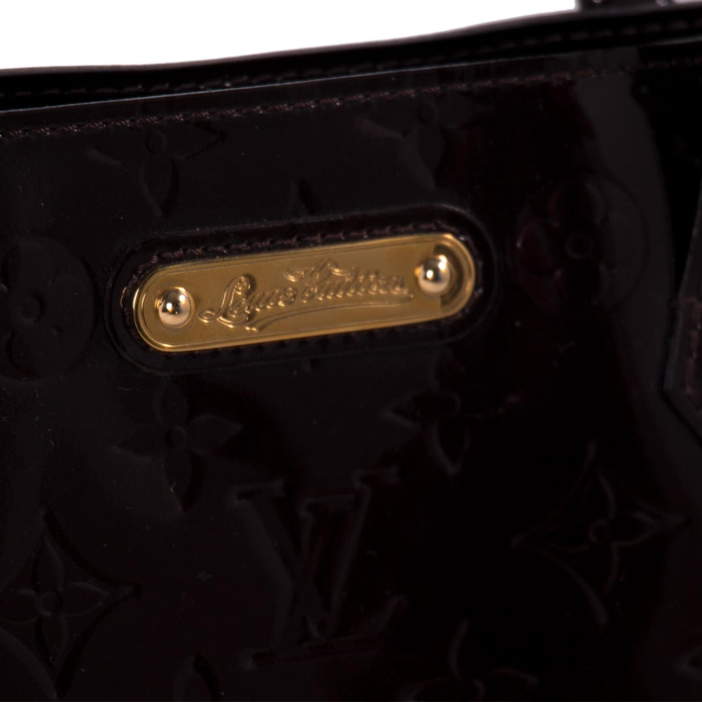 Louis Vuitton Vernis Wilshire MM Bags Louis Vuitton - Shop authentic new pre-owned designer brands online at Re-Vogue