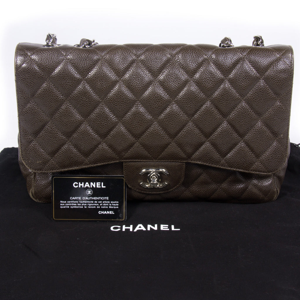 Chanel Jumbo Classic Single Flap - revogue