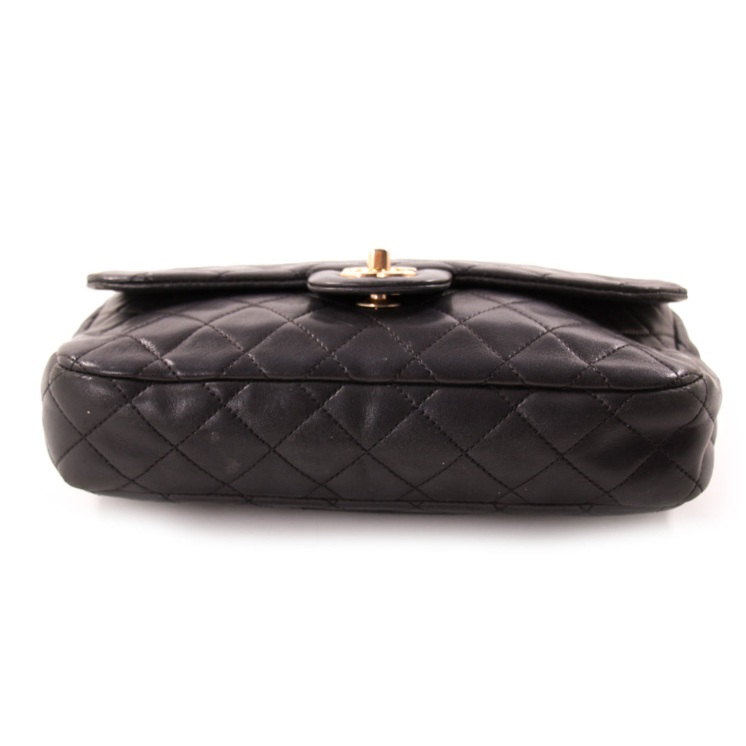 Chanel Small Classic Single Flap Bag Bags Chanel - Shop authentic new pre-owned designer brands online at Re-Vogue