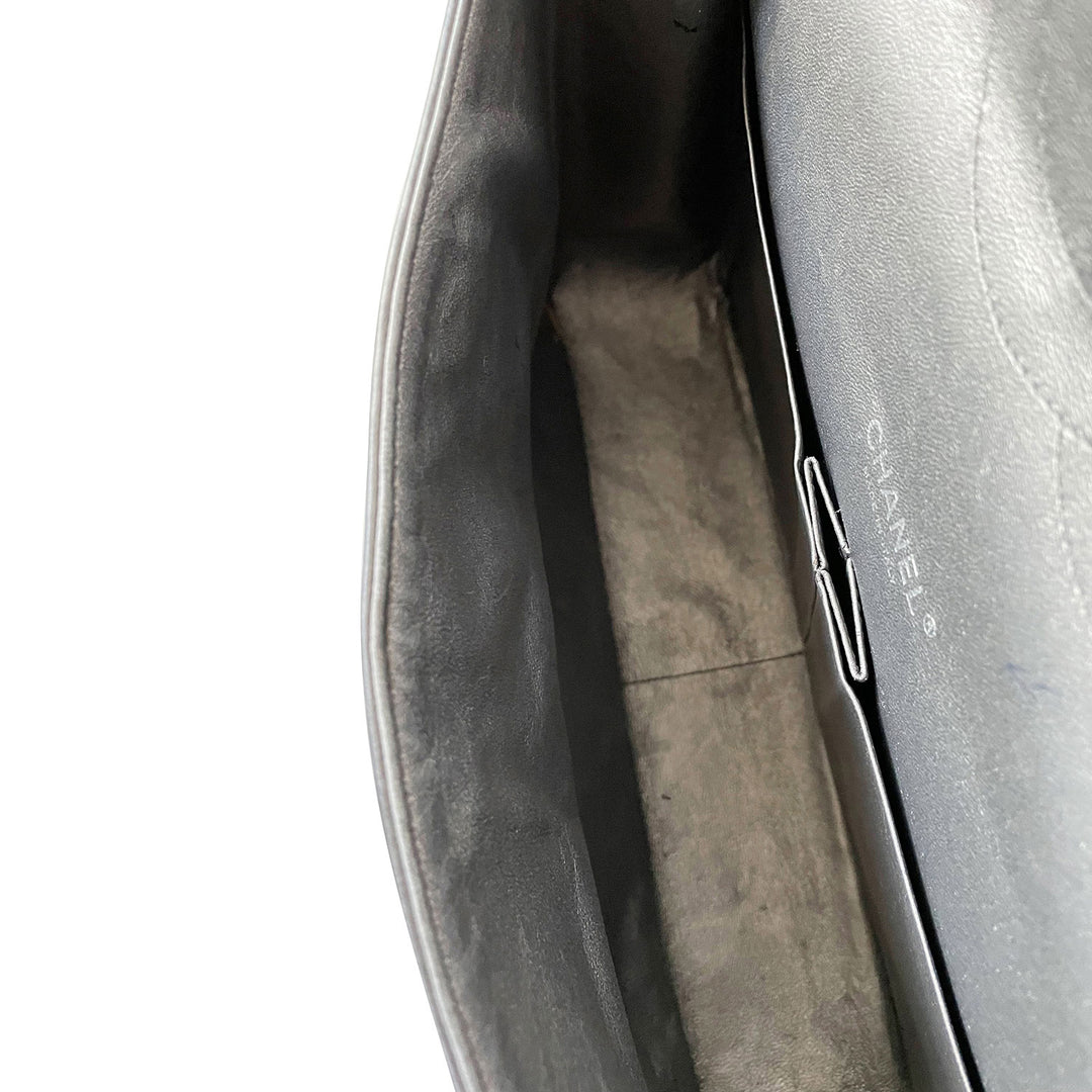 Chanel Classic Maxi Double Flap Bag