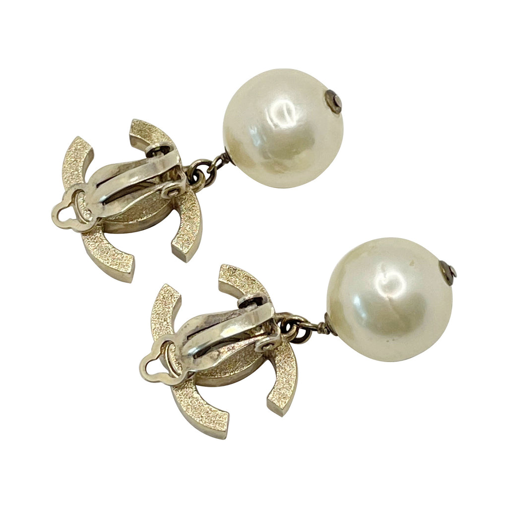 Chanel CC Logo Pearl Clip Earrings