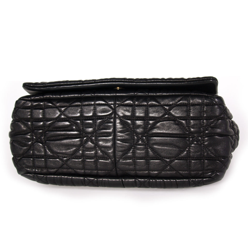 Christian Dior Delices Gaufre Medium Flap Bag Bags Dior - Shop authentic new pre-owned designer brands online at Re-Vogue