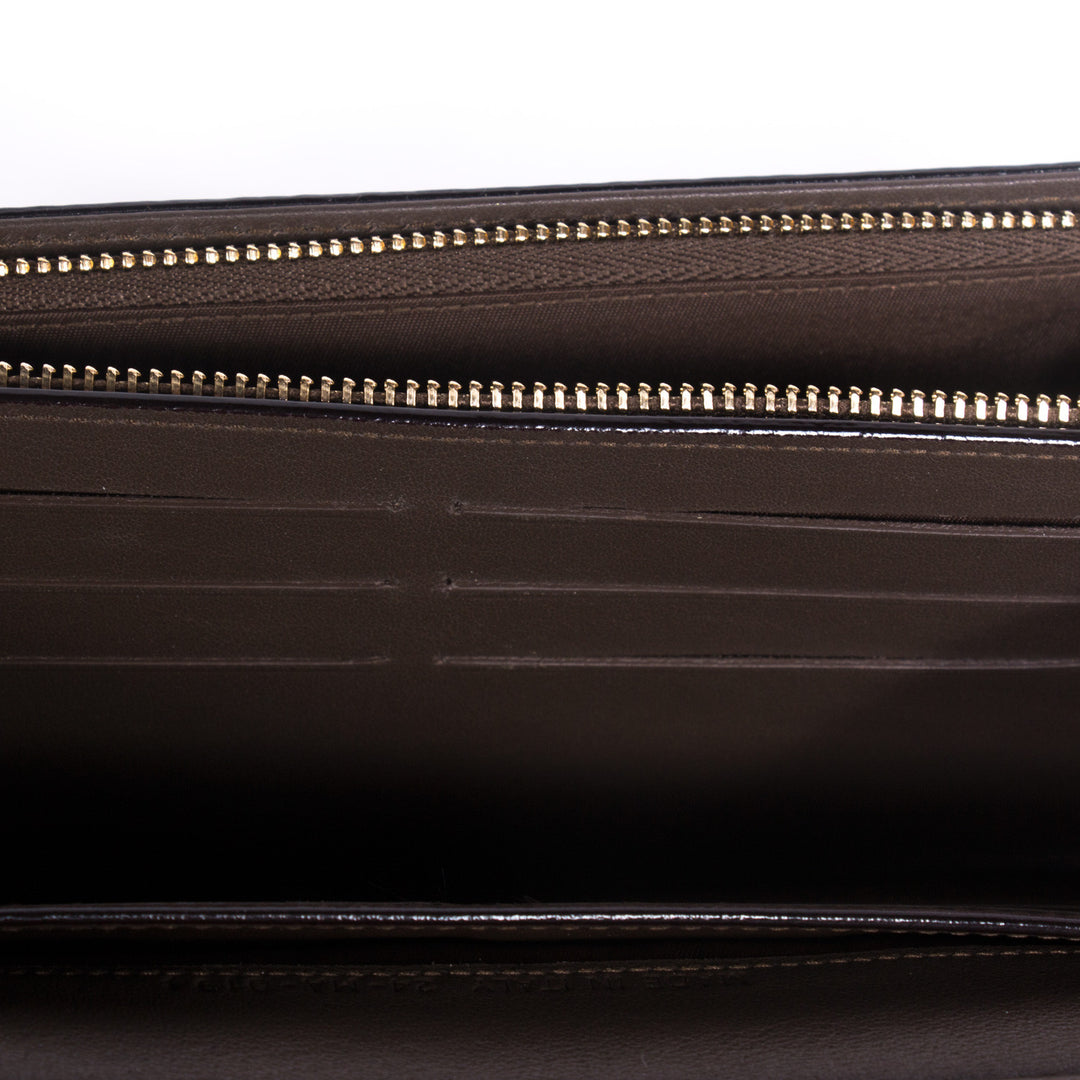 Christian Dior Diorissimo Rencontre Wallet Accessories Dior - Shop authentic new pre-owned designer brands online at Re-Vogue