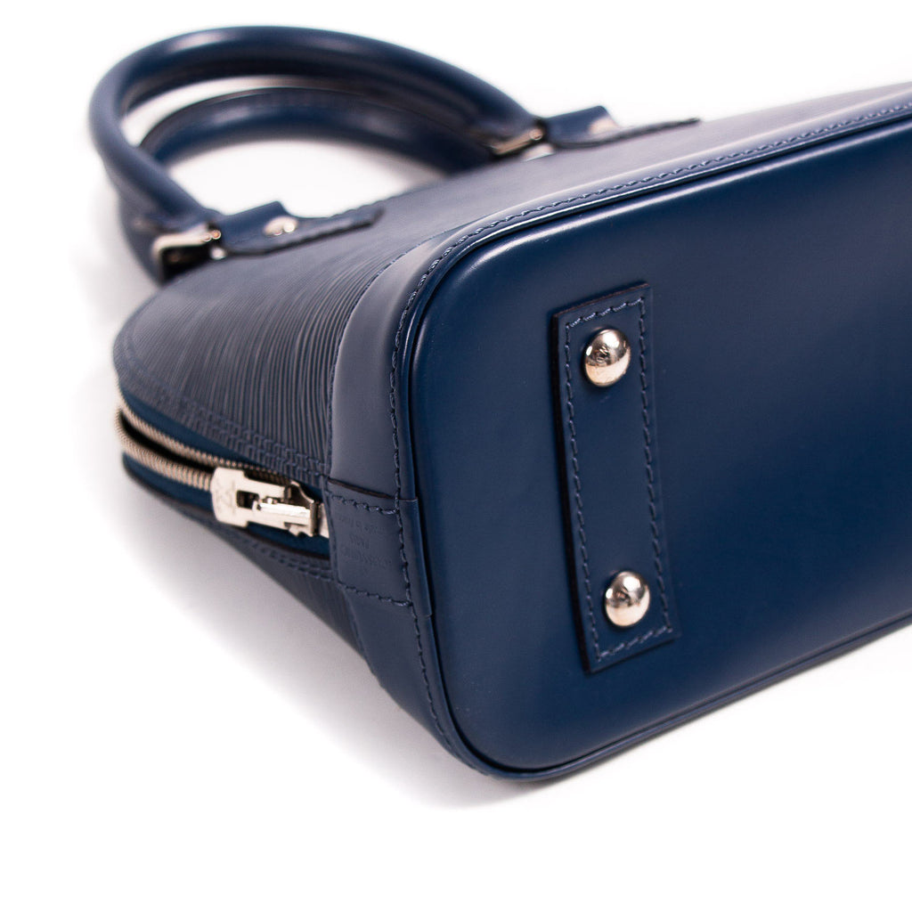 Louis Vuitton Epi Leather Alma BB Bags Louis Vuitton - Shop authentic new pre-owned designer brands online at Re-Vogue