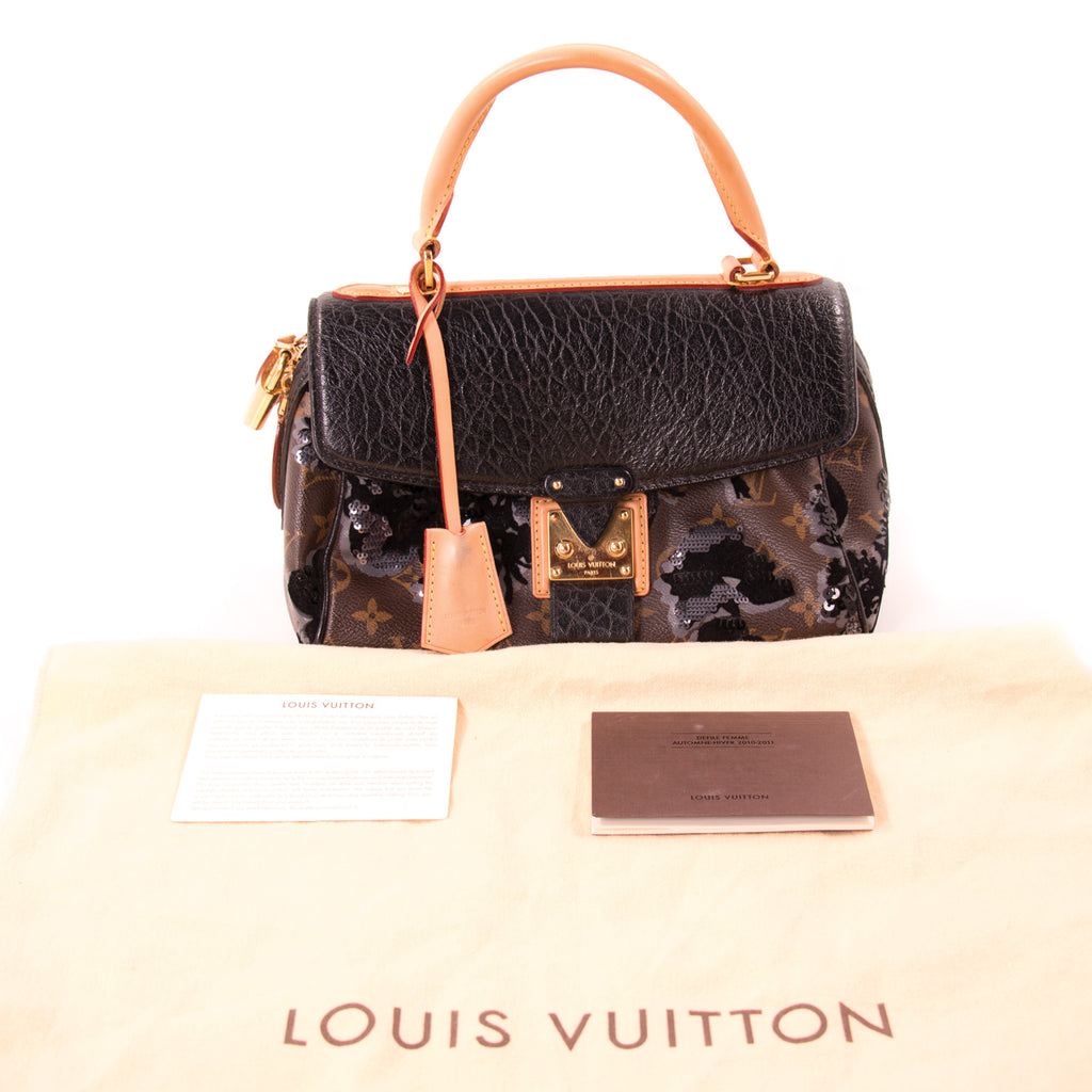 Louis Vuitton Classic Monogram Canvas Petite Metis, Luxury, Bags & Wallets  on Carousell