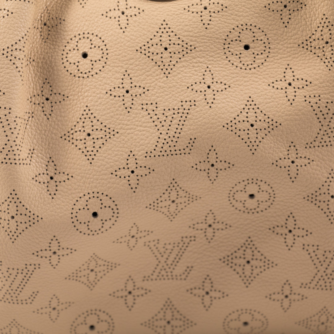 Louis Vuitton Monogram Mahina L Hobo Bag Bags Louis Vuitton - Shop authentic new pre-owned designer brands online at Re-Vogue