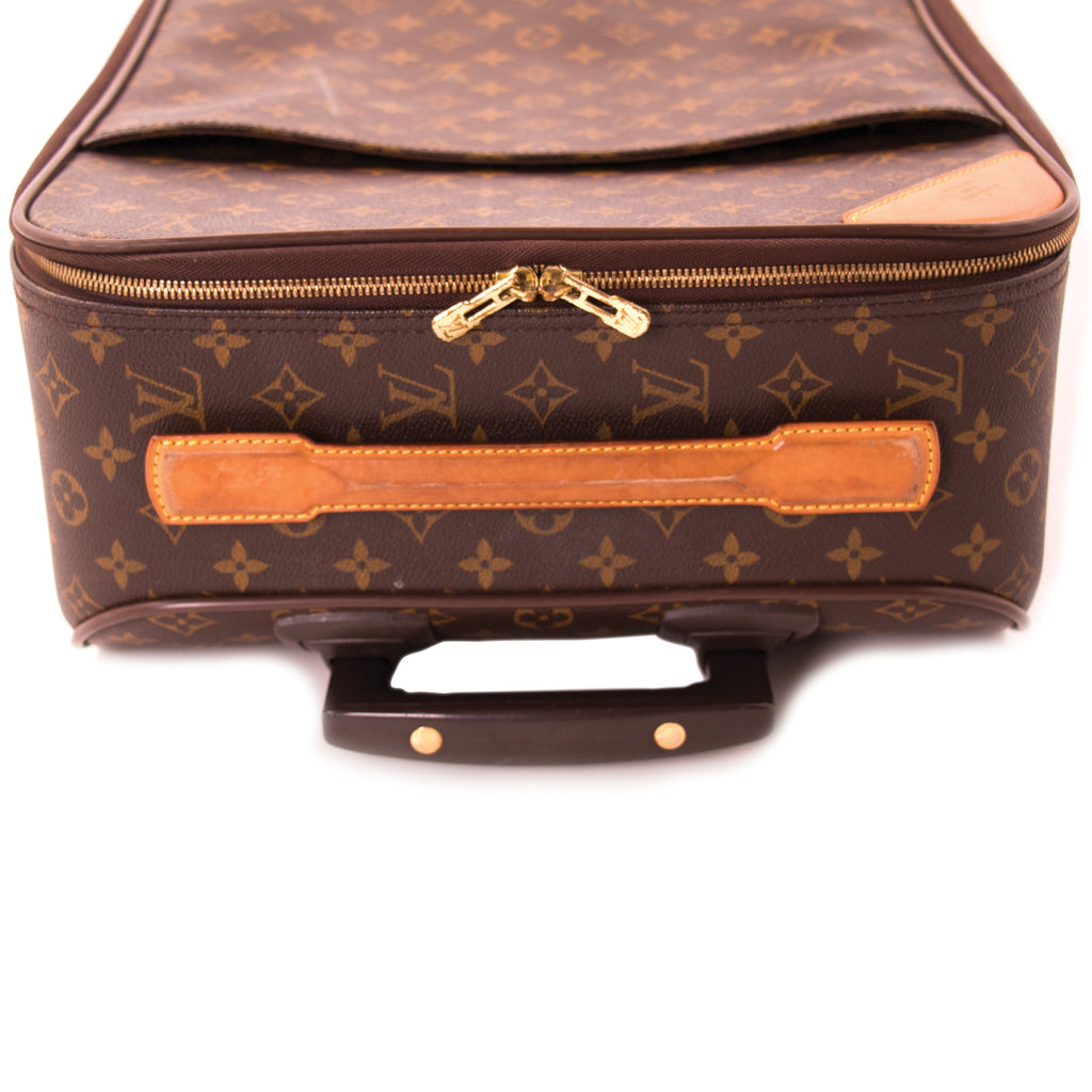 Shop authentic Louis Vuitton Monogram Pégase Légère 45 Travel Bag at  revogue for just USD 1,600.00