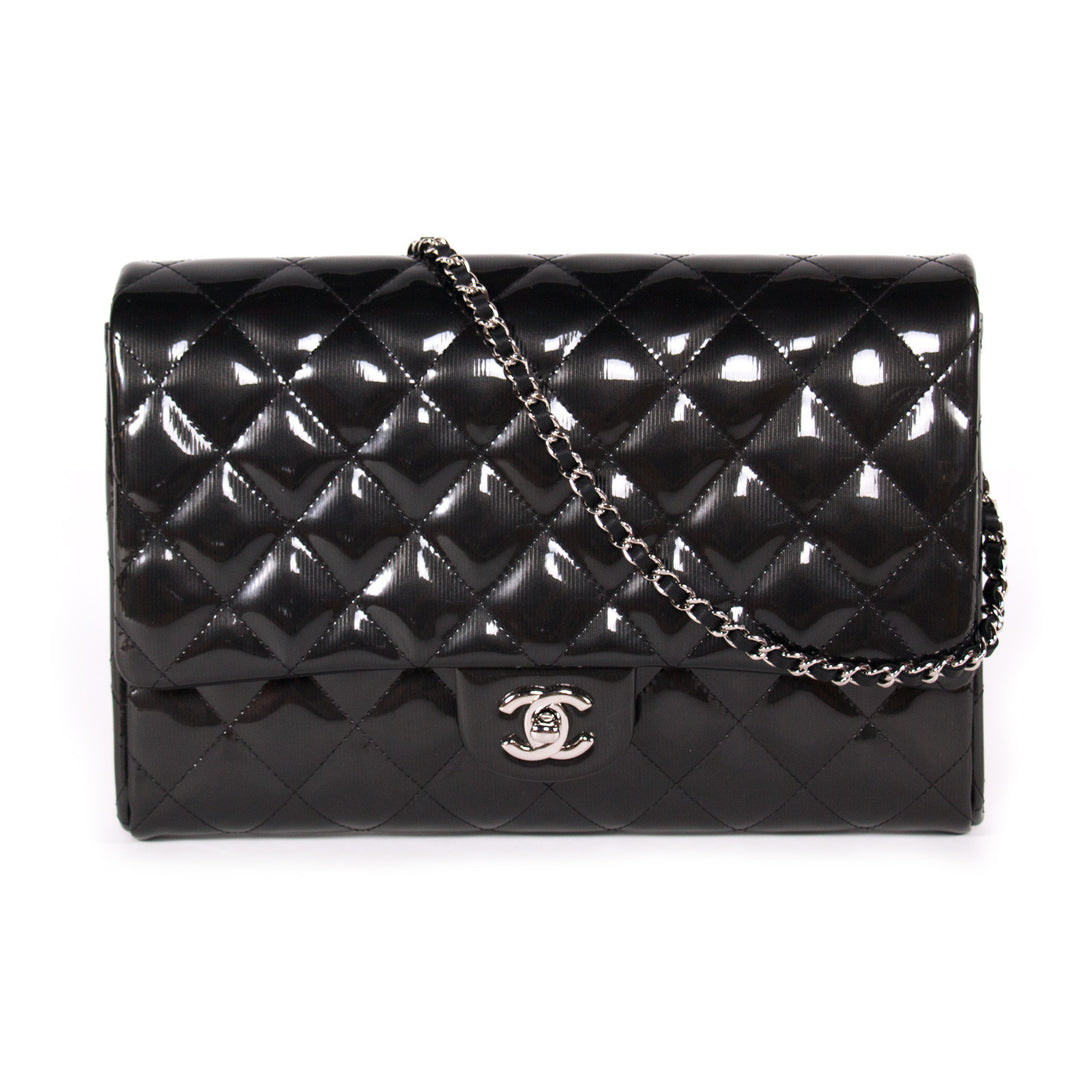 Chanel Classic Clutch With Chain Bags Chanel - Shop authentic new pre-owned designer brands online at Re-Vogue