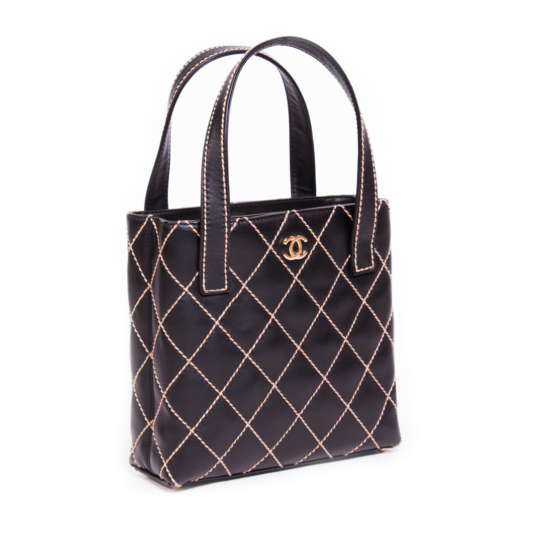 Chanel Quilted Surpique Bag - revogue